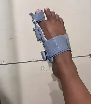 አዉራ ጣት ማስተካከያ