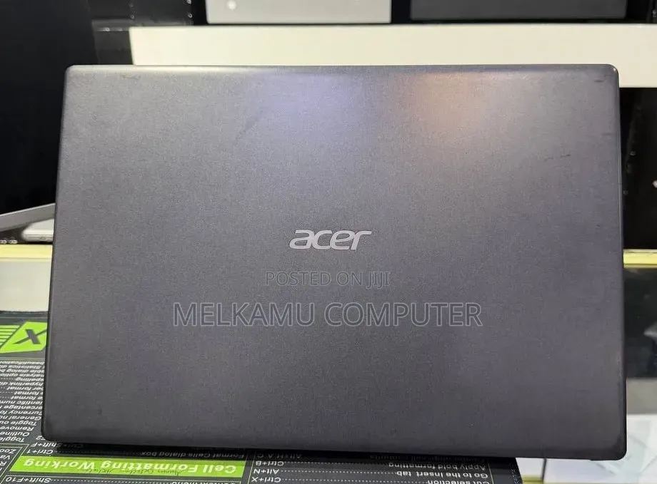 New Laptop Acer Aspire 3 8GB Intel Core i7 SSD 256GB