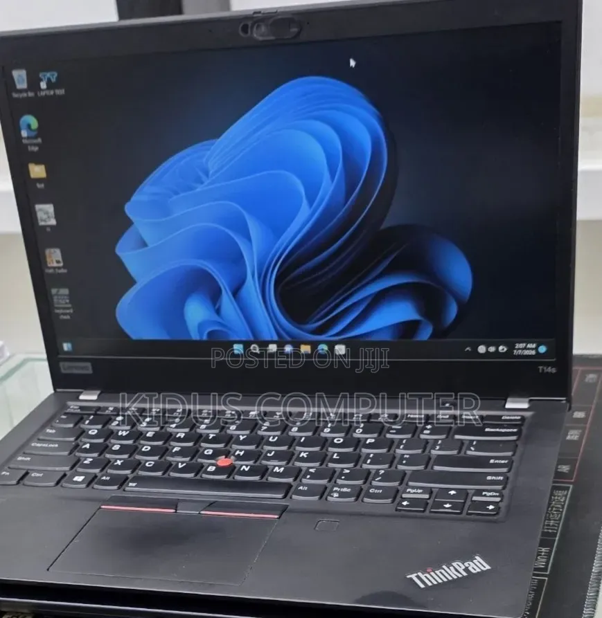 New Laptop Lenovo ThinkPad T14 16GB AMD Ryzen 5 SSD 512GB