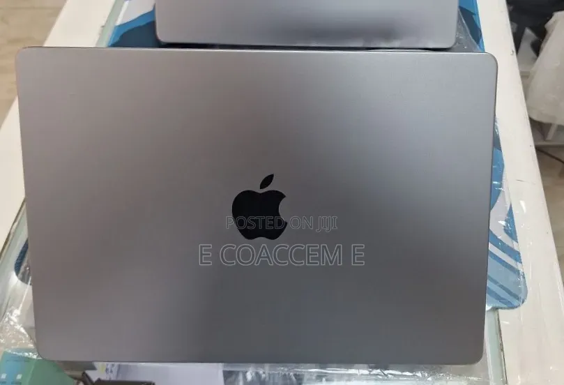 New Laptop Apple MacBook Pro 2021 M1 16GB Apple M1 SSD 512GB