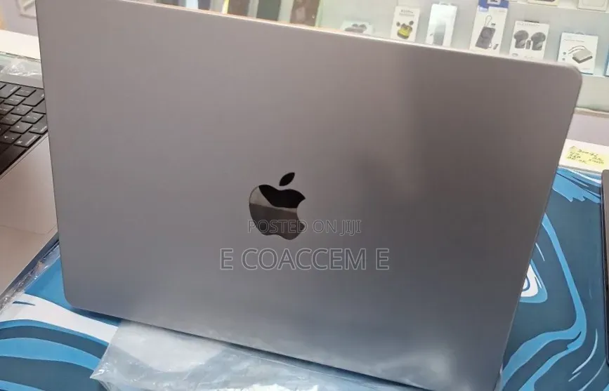 New Laptop Apple MacBook Pro 2021 M1 16GB Apple M1 SSD 512GB