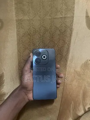 Infinix Smart 8 64 GB Black