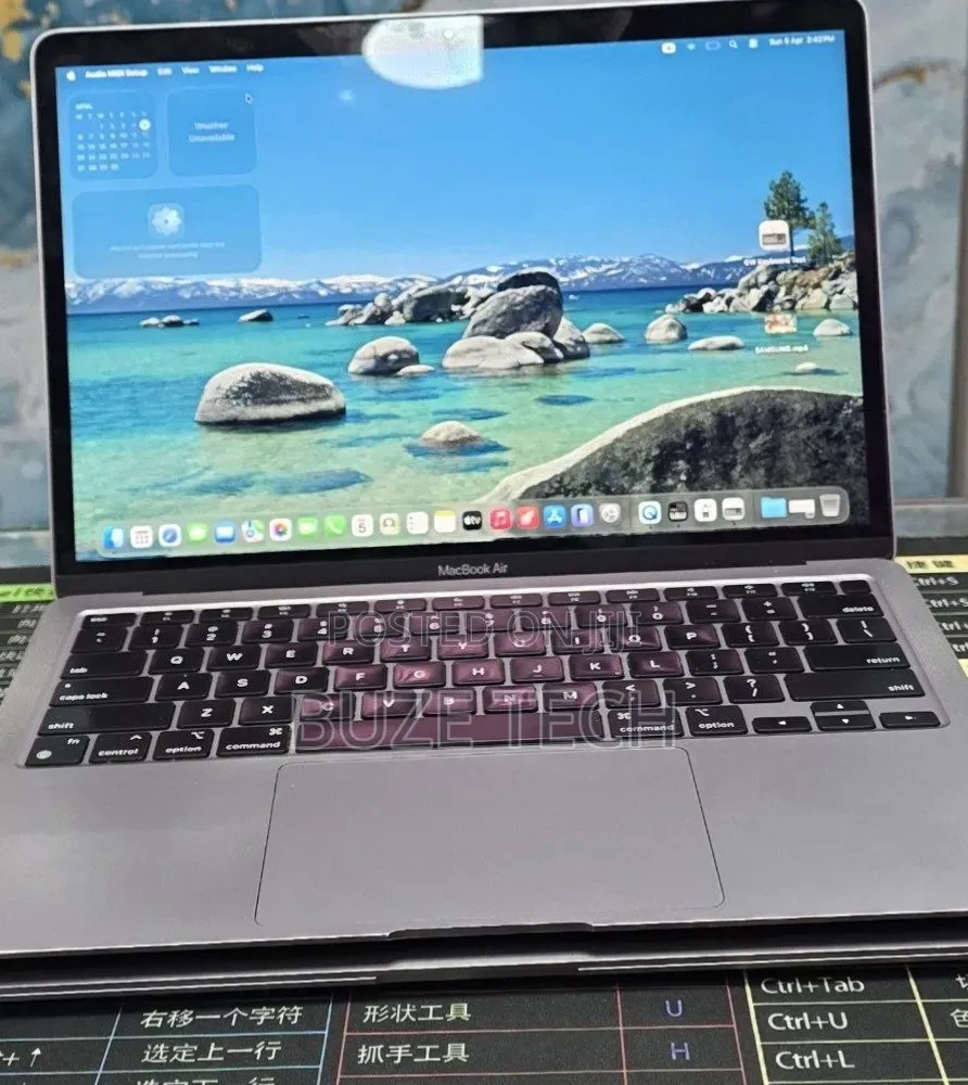 New Laptop Apple MacBook Air 2020 M1 8GB Apple M1 SSD 256GB