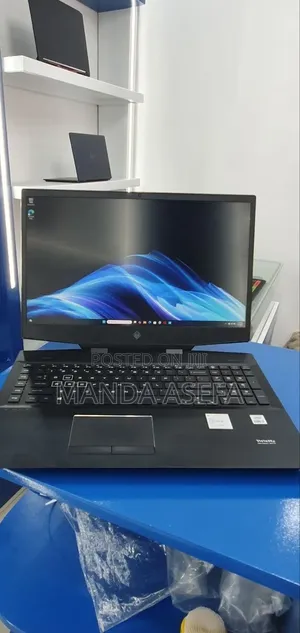 New Laptop HP Omen 17 16GB Intel Core i7 SSD 512GB
