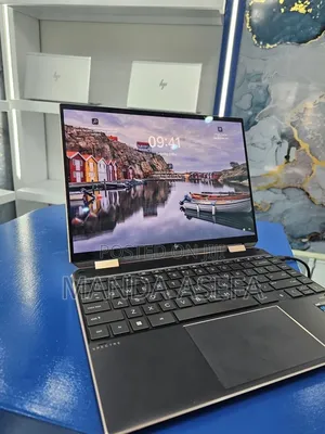 New Laptop HP Spectre 16GB Intel Core i7 SSD 512GB