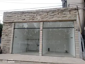 Rent Shop for Any Purpose Lamberet