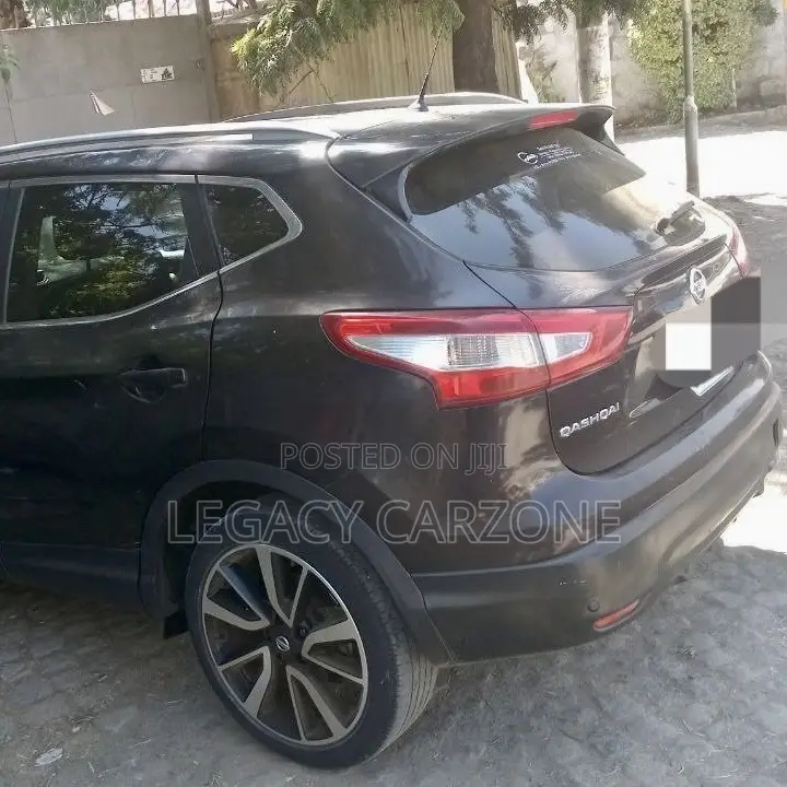 Nissan Qashqai 2016 Gray
