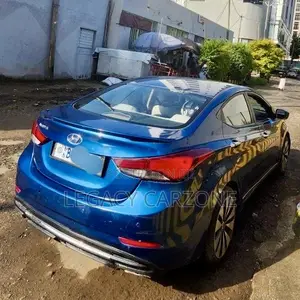 Hyundai Avante 2016 Blue