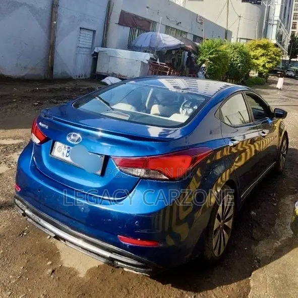 Hyundai Avante 2016 Blue