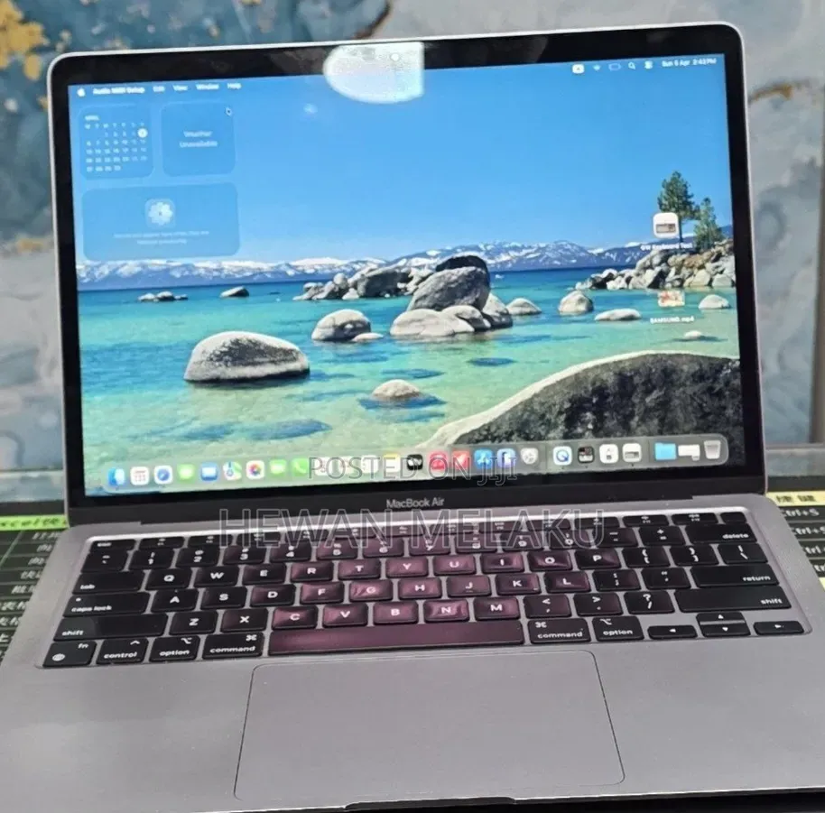 New Laptop Apple MacBook Air 2020 M1 8GB Apple M1 SSD 256GB