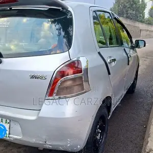 Toyota Yaris 2008 Silver