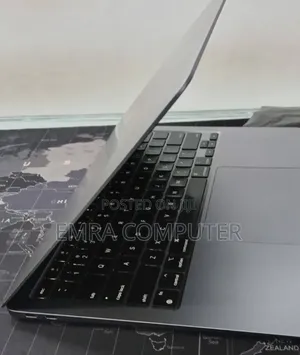 New Laptop Apple MacBook Air 2020 M1 16GB Intel Core 7 SSD 512GB