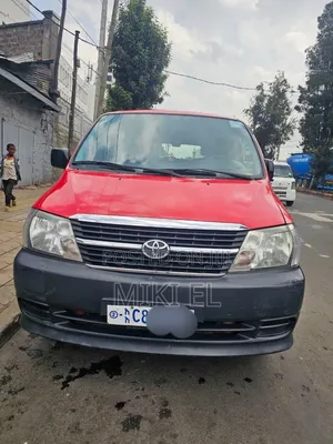 Toyota HiAce 2011 Red