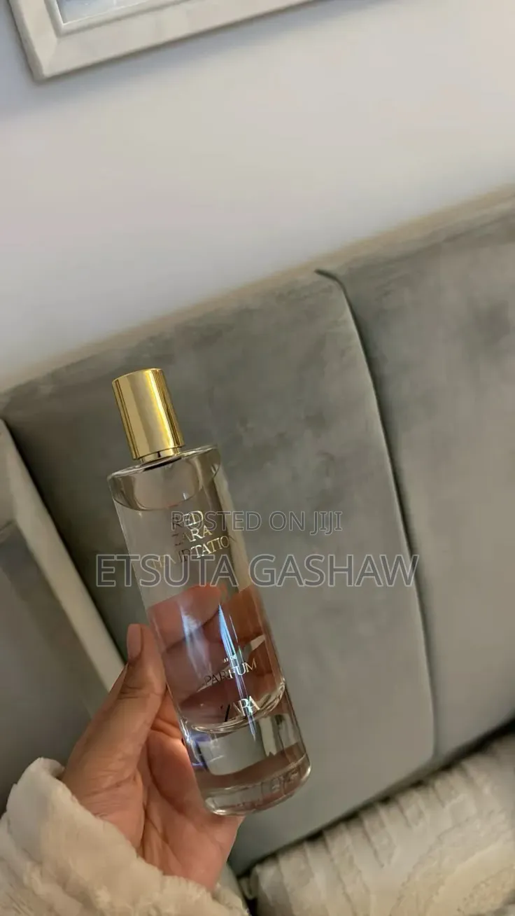 Zara Decade Temptation