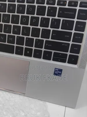 New Laptop HP EliteBook 1040 G8 16GB Intel Core i7 SSD 512GB