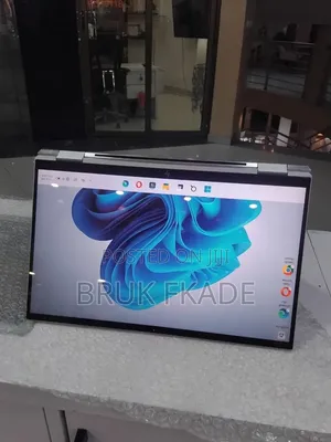 New Laptop HP EliteBook 1040 G8 16GB Intel Core i7 SSD 512GB