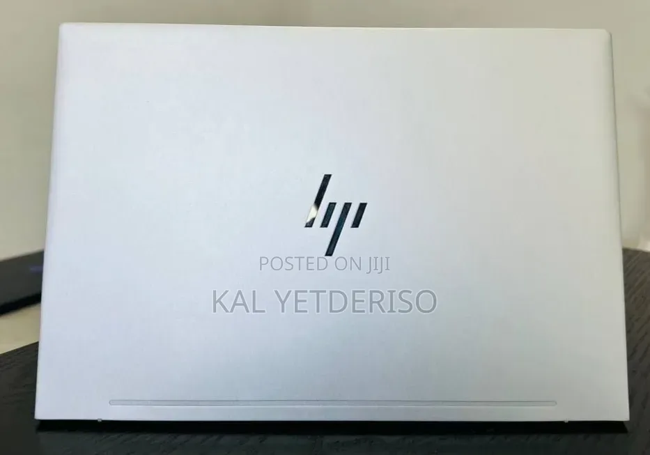 New Laptop HP Envy 13 8GB Intel Core i5 SSD 512GB