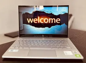 New Laptop HP Envy 13 8GB Intel Core i5 SSD 512GB