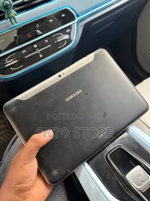 Samsung Galaxy Tab 8.9 P7300 16 GB Black