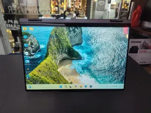 New Laptop Lenovo Yoga 7i 16GB Intel Core Ultra 7 SSD 1T