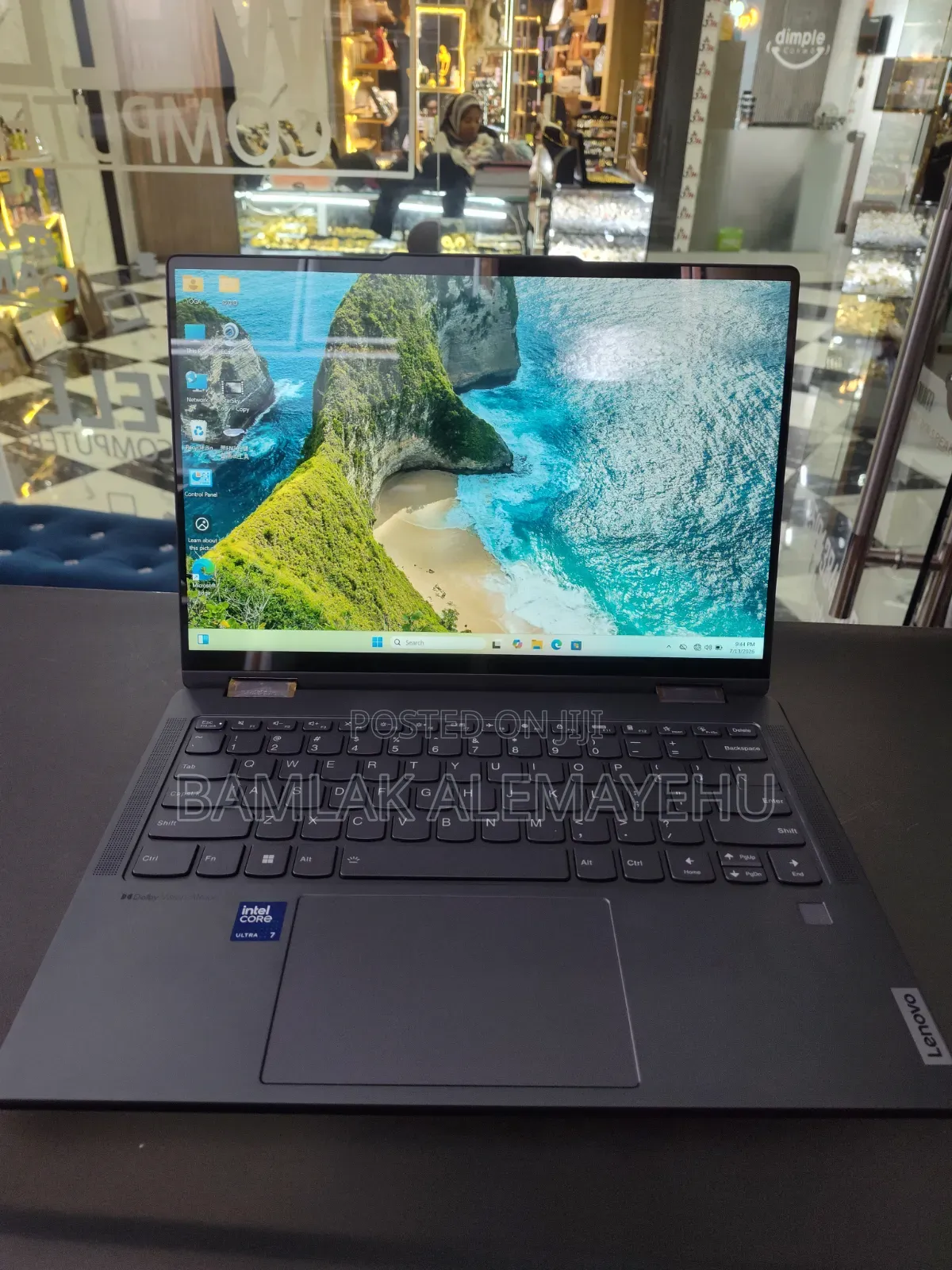 New Laptop Lenovo Yoga 7i 16GB Intel Core Ultra 7 SSD 1T