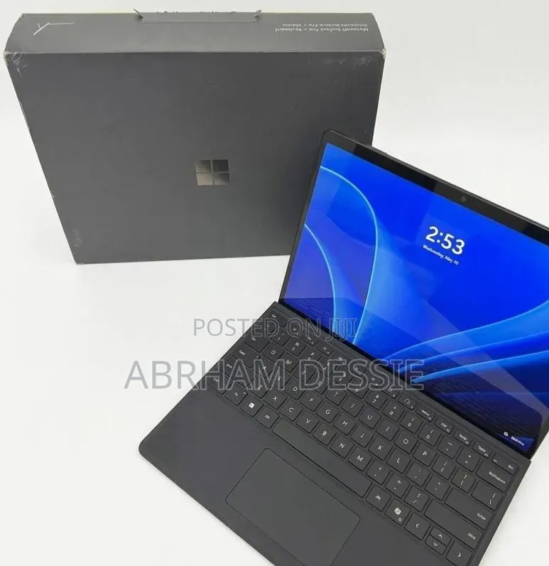 New Laptop Microsoft Surface 16GB SSD 512GB