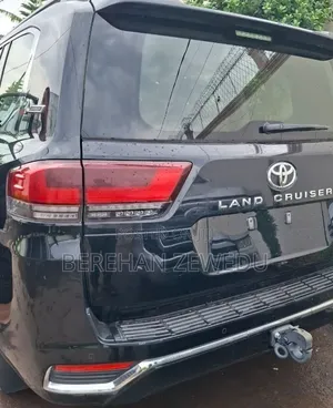 New Toyota Land Cruiser 2024 Black