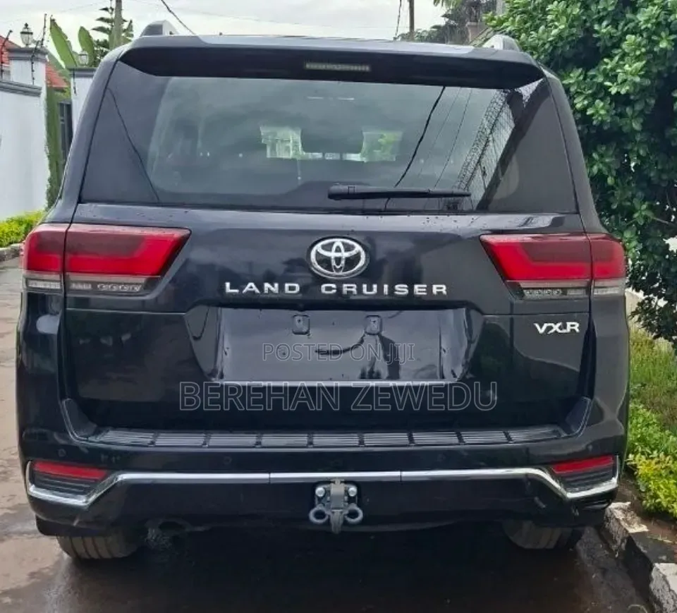 New Toyota Land Cruiser 2024 Black