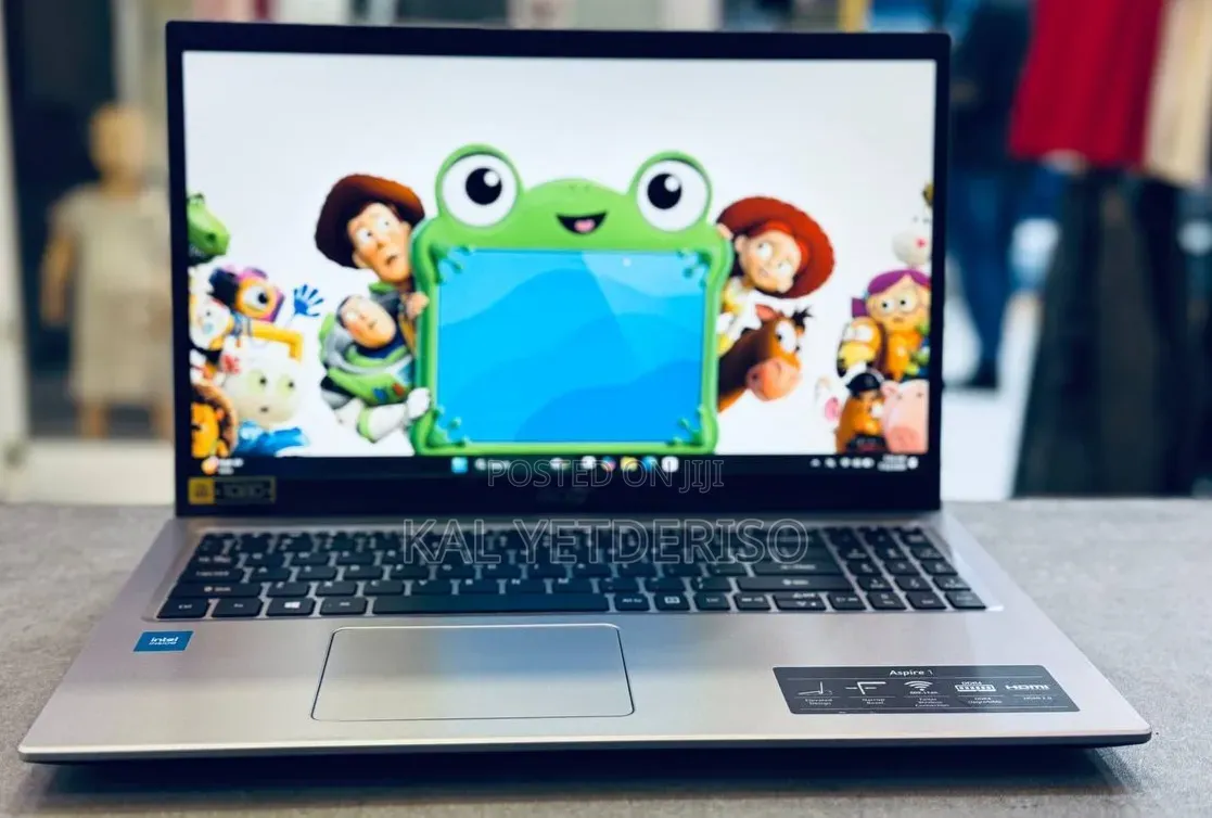 New Laptop Acer 4GB SSD 256GB