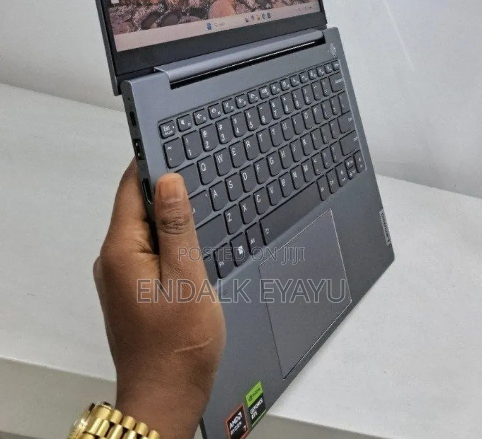 New Laptop Lenovo Thinkbook 14 32GB AMD Ryzen 7 SSD 512GB