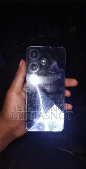 Infinix Hot 30i 128 GB Black