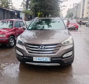 Hyundai Santa Fe 2013 Brown