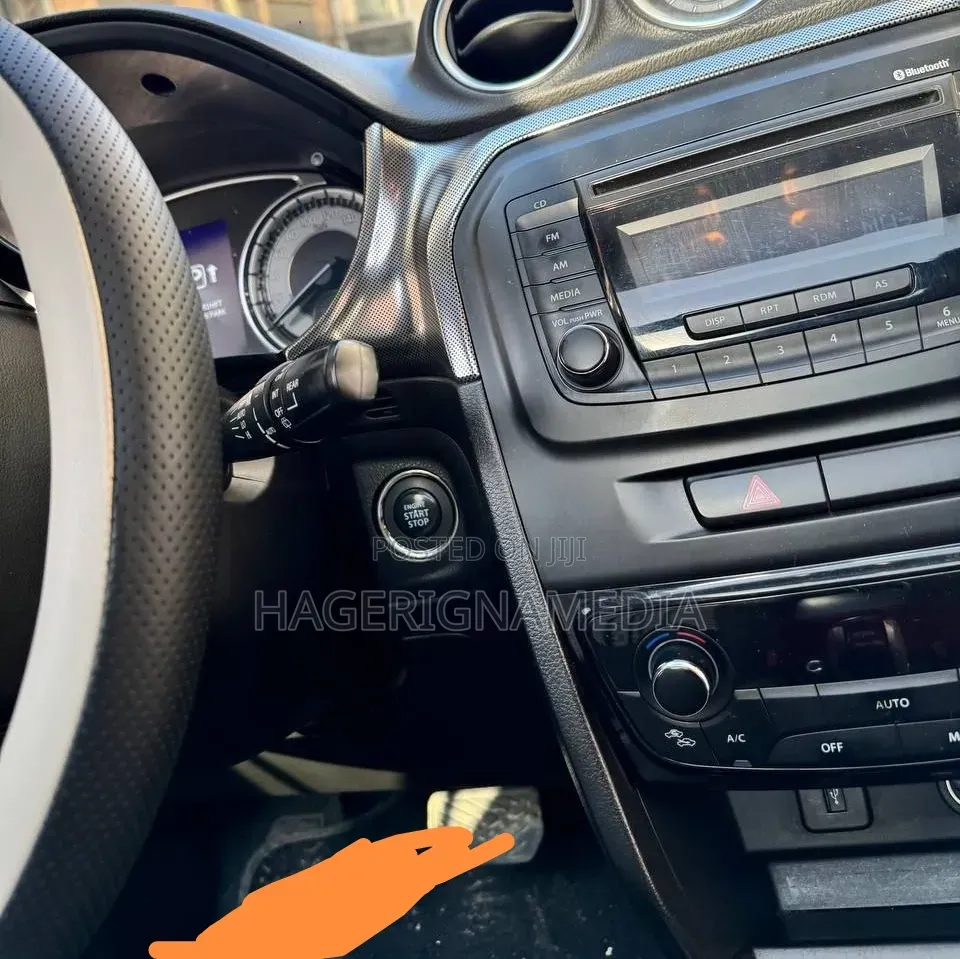 Suzuki Grand Vitara 2021 Silver