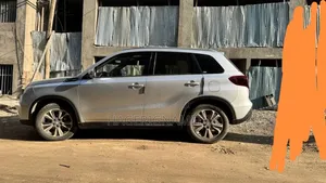 Suzuki Grand Vitara 2021 Silver