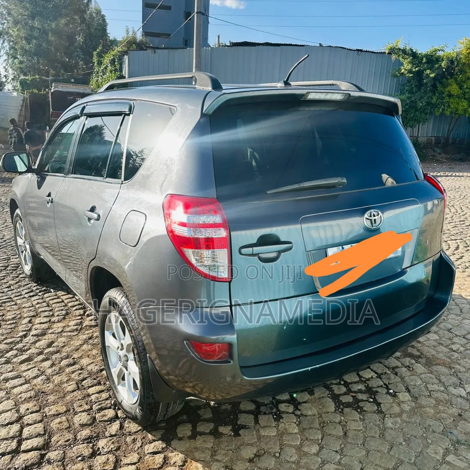 Toyota RAV4 2010 Gray