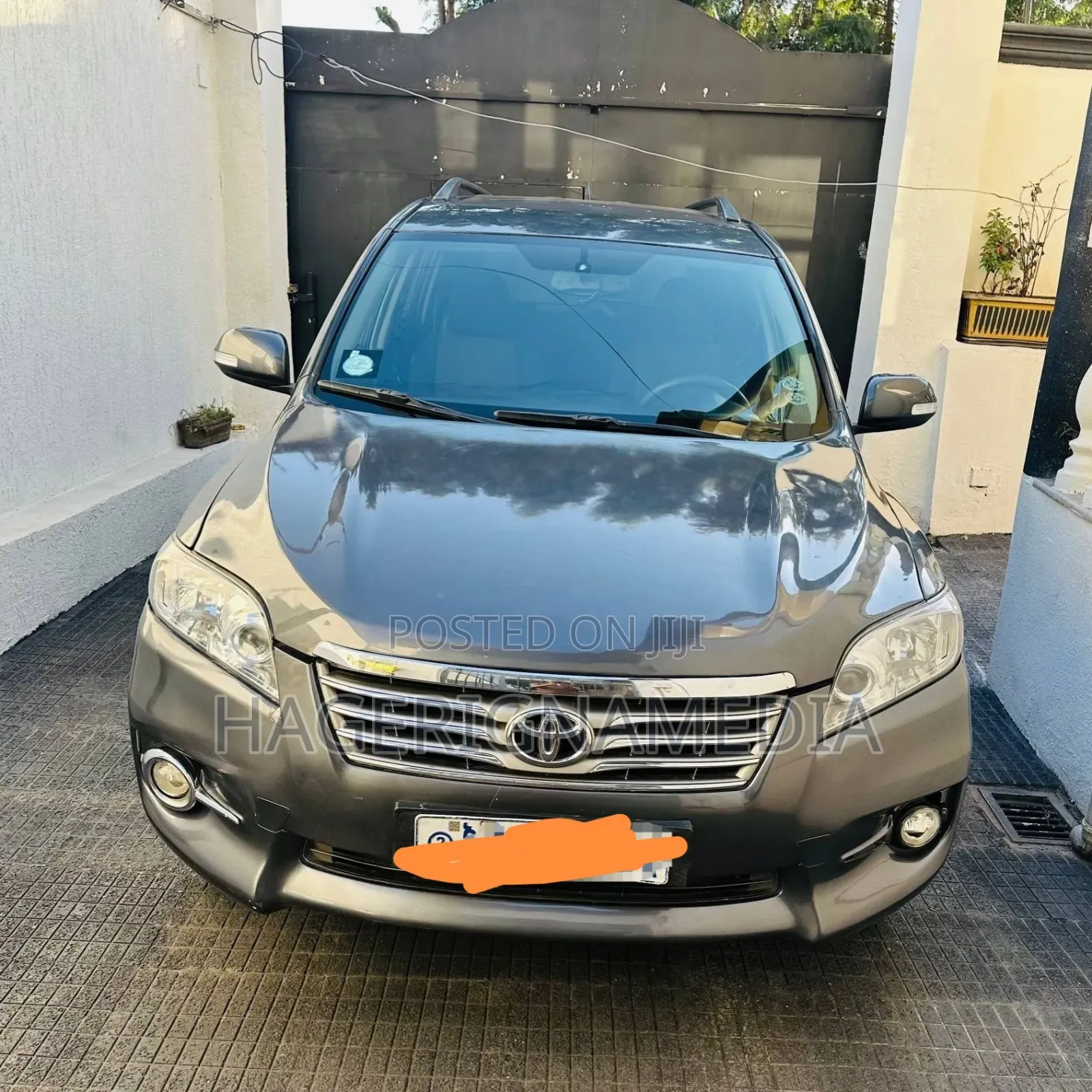 Toyota RAV4 2010 Gray