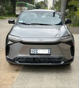 Toyota bZ4X 2023 Gray