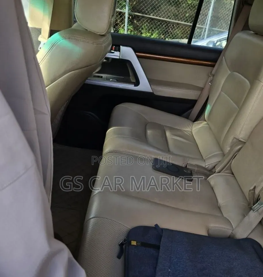Toyota Hilux 2018 Silver