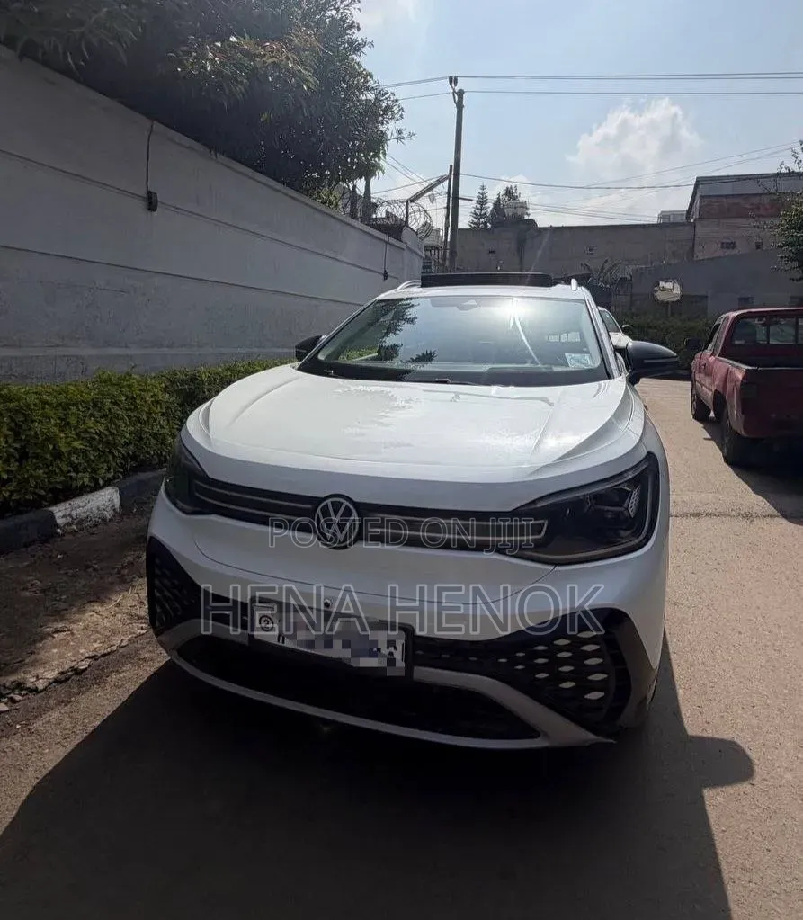 Volkswagen ID.6 2024 White