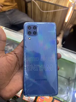 Samsung Galaxy M32 128 GB Blue