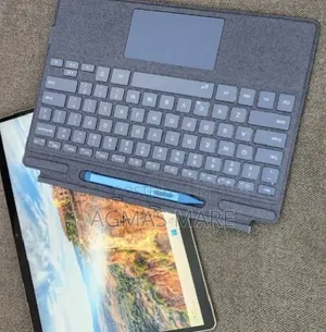 New Laptop Microsoft Surface Pro 9 16GB Intel Core i7 SSD 512GB