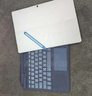 New Laptop Microsoft Surface Pro 9 16GB Intel Core i7 SSD 512GB