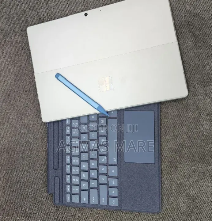 New Laptop Microsoft Surface Pro 9 16GB Intel Core i7 SSD 512GB