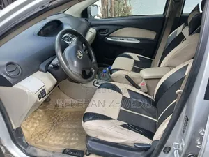 Toyota Yaris 2007 Silver