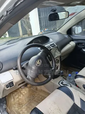 Toyota Yaris 2007 Silver