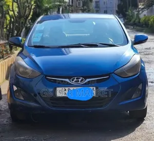 Hyundai Avante 2015 Blue