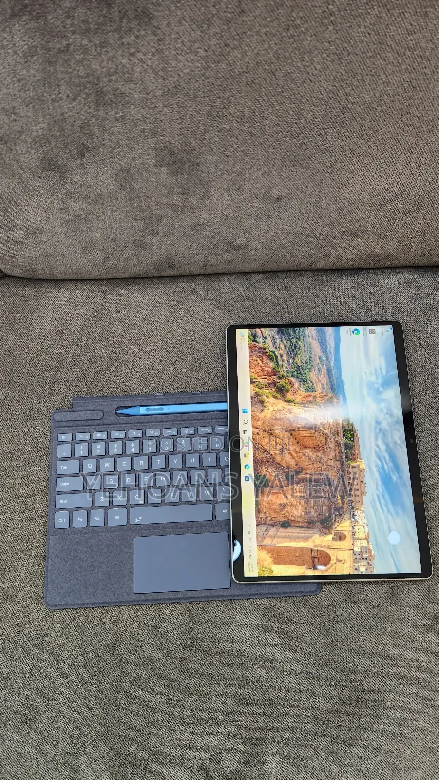 New Laptop Microsoft Surface Pro 9 16GB Intel Core i7 SSD 512GB
