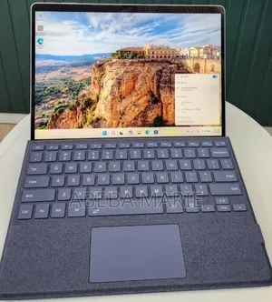 New Laptop Microsoft Surface Pro 9 16GB Intel Core i7 SSD 512GB