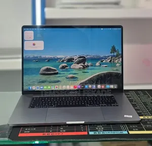 New Laptop Apple MacBook Pro 2019 32GB Intel Core i9 SSD 1T
