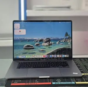 New Laptop Apple MacBook Pro 2019 32GB Intel Core i9 SSD 1T